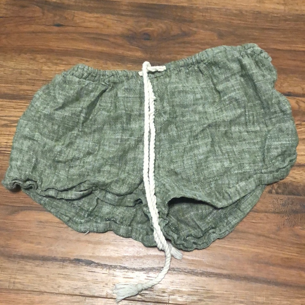 cute green booty shorts
